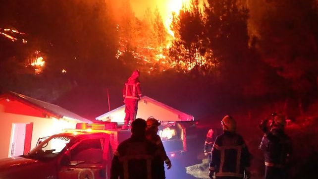 Chubut: continúan los incendios y buscan a los responsables