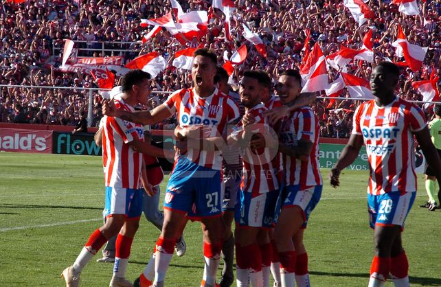 ¿Cómo estaba Unión a esta altura en las Superligas anteriores?