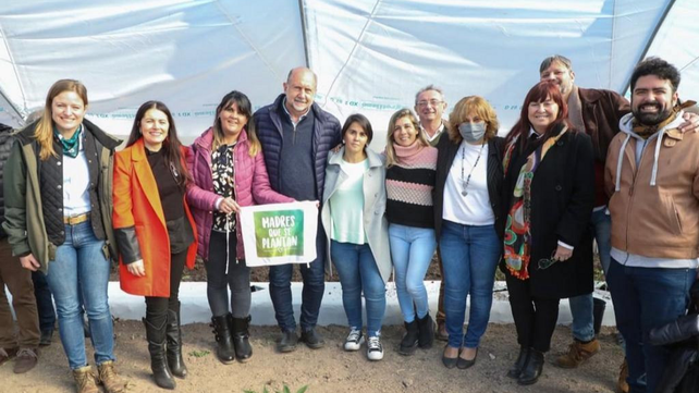 Madres que se Planta participaron de la puesta en marcha del proyecto de plantación de cannabis sativa de la provincia en Monte Vera. 
