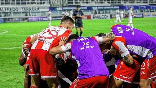 Unión volvió al triunfo después de nueve partidos y de 18 sin ganar como visitante.