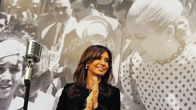 Cristina Fernández recordó a Evita a 70 años de su fallecimiento a través de la red social Twitter