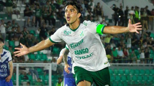 Marcelo Martins hizo dos goles y apuntó contra el DT de Bolivia