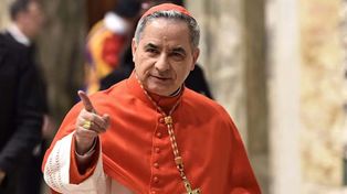 El cardenal fue el centro de un escándalo fiannciero que lo obligó a renunciar a su cargo en el Vaticano