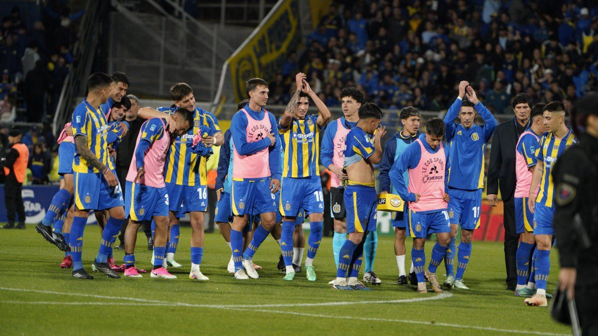 Central: el quedar entre la espada y la pared no lo amedrentó y se está bancando jugar bajo presión