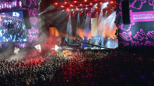 Festivales como el Bandera movilizan mucho público, y se produce un alza en el alojamiento y la ocupación hotelera los fines de semana en los que se llevan a cabo.