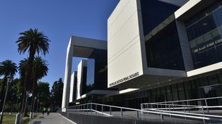 Vendieron su casa para pagar un préstamo: 5 años para los extorsionadores