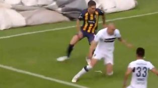 Un penal que solamente vio el árbitro Espinoza