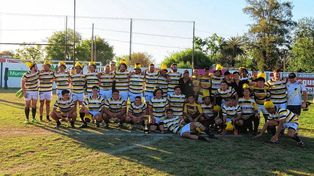 Los jugadores de Camatí festejando el campeonato en la Primera División.