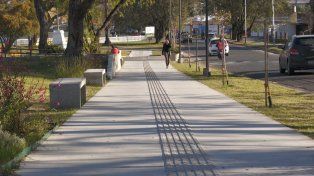 La Municipalidad de Paraná repara veredas y senderos de plazas