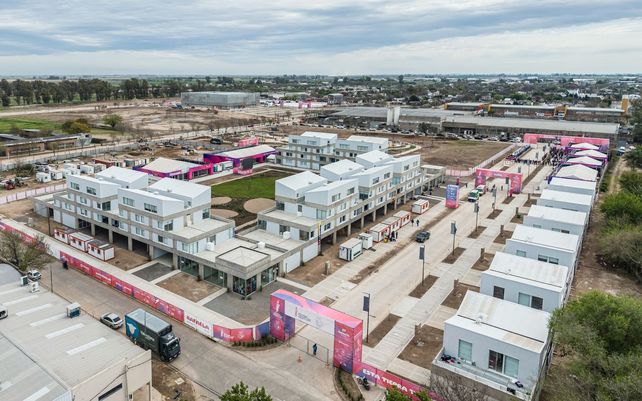 Rafaela abrió las puertas de la Villa que recibirá a atletas de 15 países