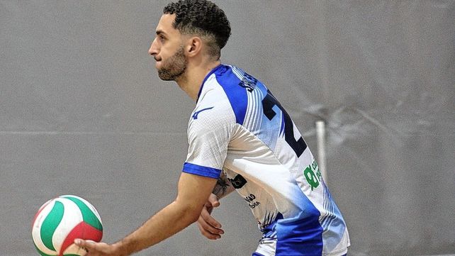 Santiago Escanés emigró al Gandia Volei de España