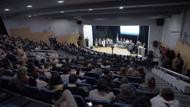 Juan Manuel Arbelo y María Carla Mántaras asumieron la conducción de la UNER para el período 2026-2030