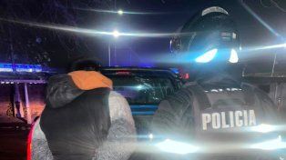 Amenazas en el microcentro: arrestaron a un sospechoso armado dentro de una pensión