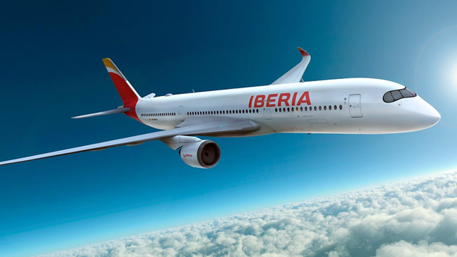 El episodio que protagonizó el médico rosarino ocurrió en el vuelo que Iberia realiza diariamente entre Ezeiza y Madrid.