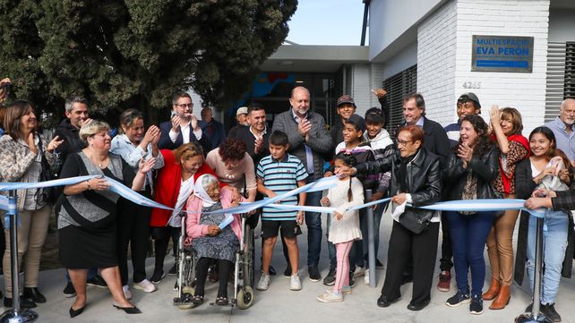 El edificio está en la esquina que conforman las calles Mendoza y General Mosconi