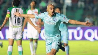 El goleador que asoma como opción para reforzar a Colón