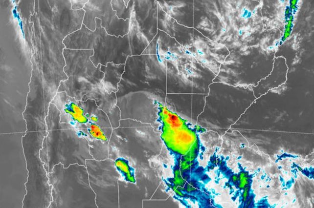 Avanza un frente frío desde la cordillera provocando tormentas fuertes o severas