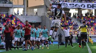 Central Córdoba goleó a Godoy Cruz y se aleja del descenso
