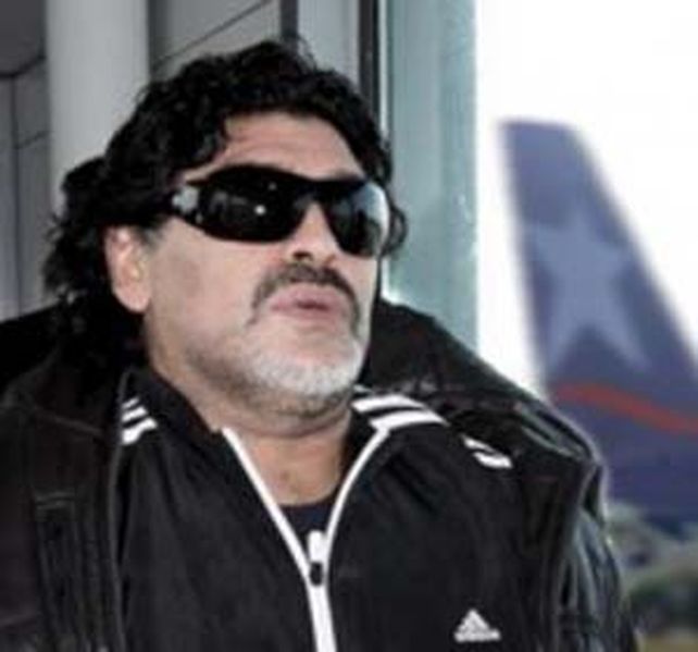 Maradona estuvo muy exaltado en el vuelo