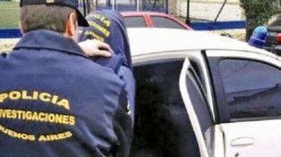 Detuvieron a un árbitro de fútbol que sometió a abuso sexual y embarazó dos veces a su hijastra