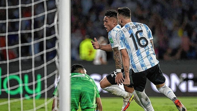 Argentina venció a Colombia en Córdoba y estiró su invicto