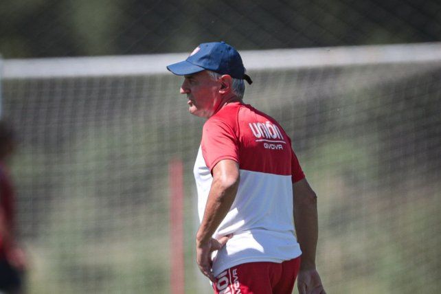 Leo Madelón solo apostaría por un cambio cantado en Unión