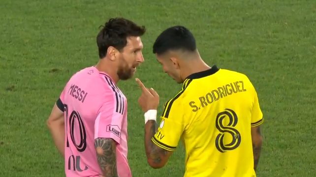 Lionel Messi discutió con el uruguayo Santiago Rodríguez en la derrota de Inter Miami.