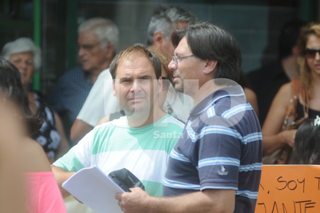 Amigos de la familia Di Terlizzi apoyaron su reclamo