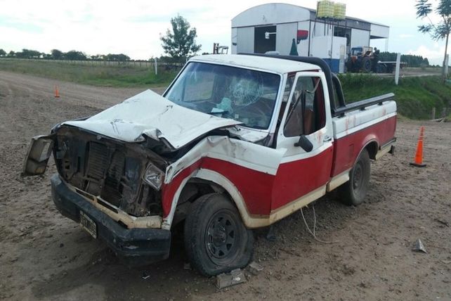 Dos heridos al chocar una camioneta contra la parte trasera de un acoplado