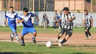 Nacional derrotó a Deportivo Agua por 2 a 1 en la penúltima fecha del ascenso liguista.