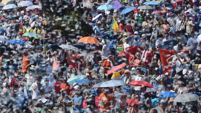 El papa Francisco se despidió de Polonia con críticas al éxito a cualquier precio