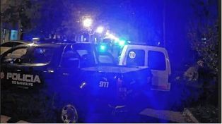 Hallaron el cadáver de una mujer entrerrado en una casa