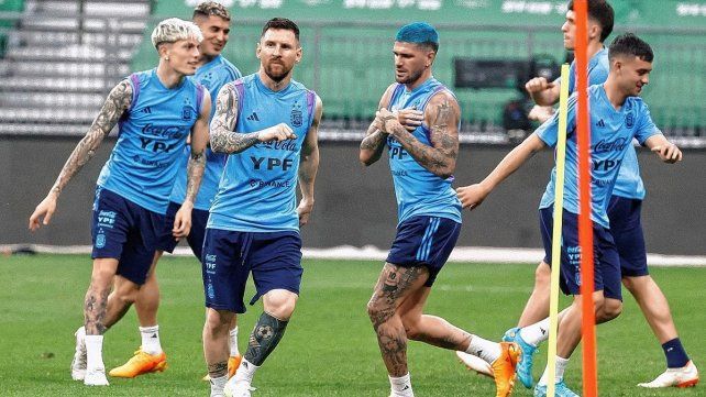 Argentina juega el primer amistoso en Asia ante Australia