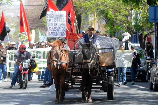 Se realizó la movilización Campesina por el Derecho a la Tierra