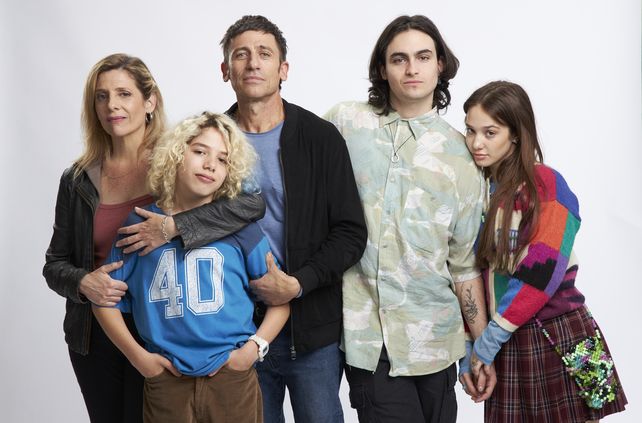El elenco incluye a Diego Cremonessi