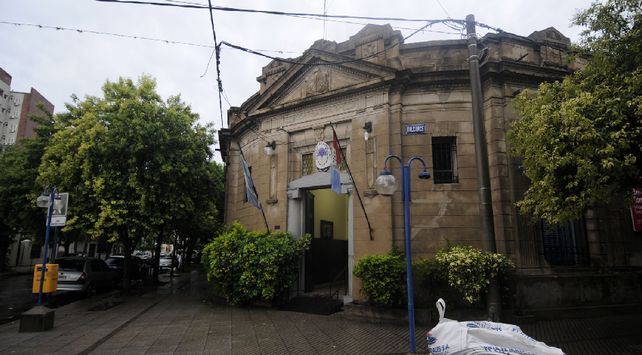 Lo detuvieron cuando le mostraba sus genitales a una niña de tres años