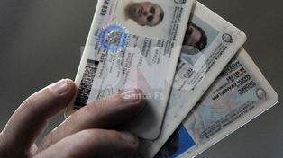 Desde enero de 2015 sólo será válido el DNI tarjeta