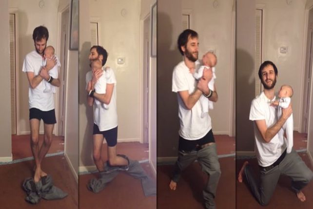 Un padre se viste mientras quiere dormir a su hijo