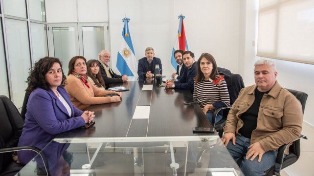 Rogelio Frigerio se reunió con representantes de UPCN pensando en el nuevo convenio colectivo de trabajo.&nbsp; 
