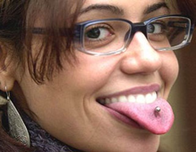Una investigaci&oacute;n alerta sobre las lesiones de los piercings bucales