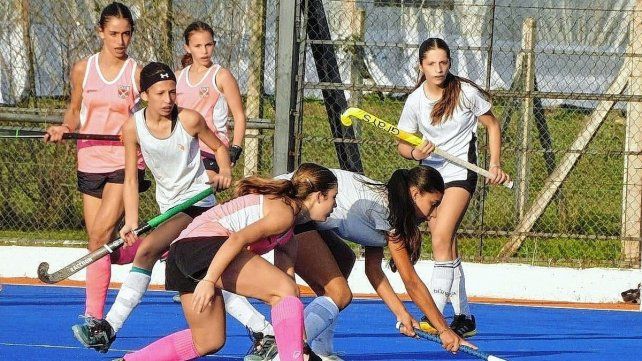 Las juveniles de Santa Fe tuvieron una prueba de rigor ante las de Litoral.