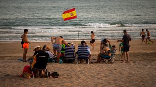 Por los rebrotes de coronavirus, España cierra bares nocturnos y discotecas
