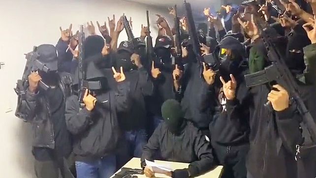 Decretan estado de excepción en Ecuador por el crimen de Fernando Villavicencio y ratifican fecha de elecciones. Los Lobos se atribuyen el atentado