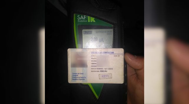 Manejaba borracho, le quitaron el carné y le labraron un acta de infracción