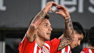 Estudiantes se lució y goleó a Defensa y Justicia por el Torneo Clausura