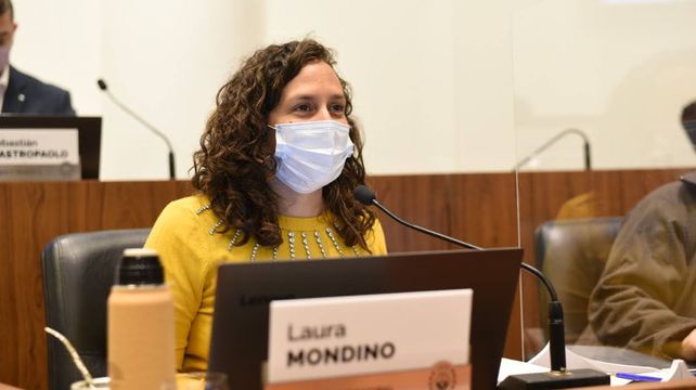 La concejala Laura Mondino (Frente Progresista)