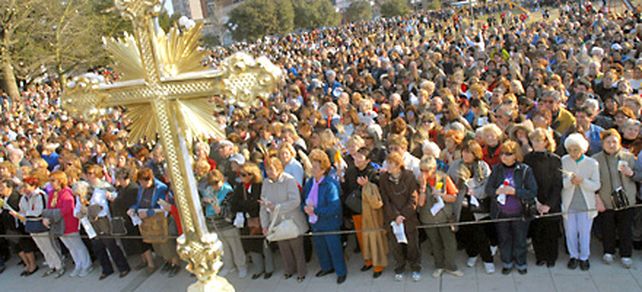 San Cayetano congreg&oacute; a una multitud