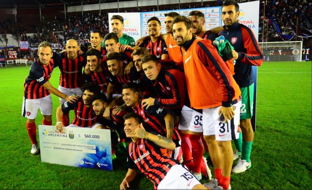 Los penales otra vez hicieron festejar a San Lorenzo