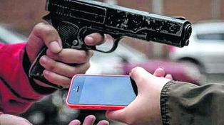 Los clientes de celulares prepagos deberán identificarse para activarlos