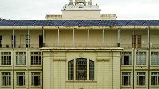 Instalarán generadores de energía fotovoltaica en la Casa de Gobierno